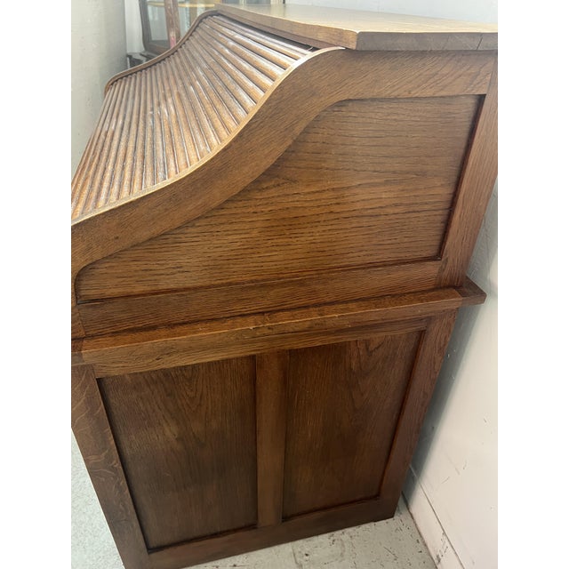 American Desk in Oak, 1930 For Sale - Image 15 of 18