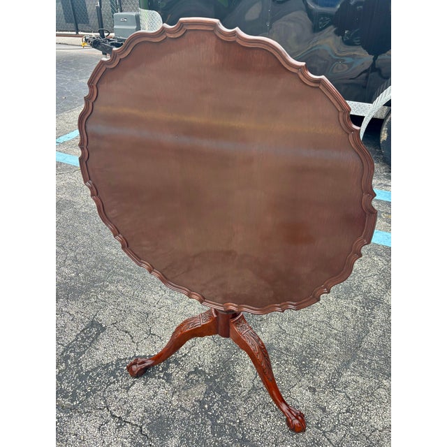 Baker Furniture Company Vintage Baker Furniture Charleston Collection Tilt-Top Tea Table For Sale - Image 4 of 9