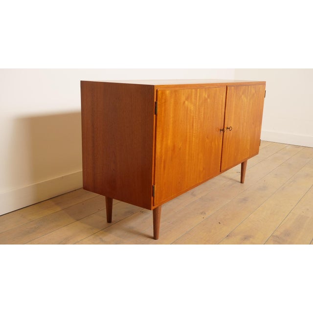 Vintage Teak Sideboard attributed to Hundevad and Co, 1960s For Sale - Image 4 of 11