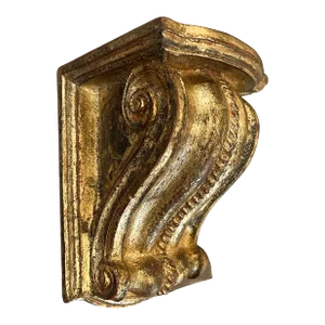 1960s Florentine Florentia Italian Regency Neoclassical Giltwood Wall Bracket Corbel