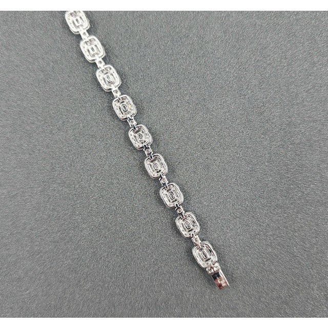 5.67 Ct Diamond Tennis Bracelet For Sale In Chicago - Image 6 of 8