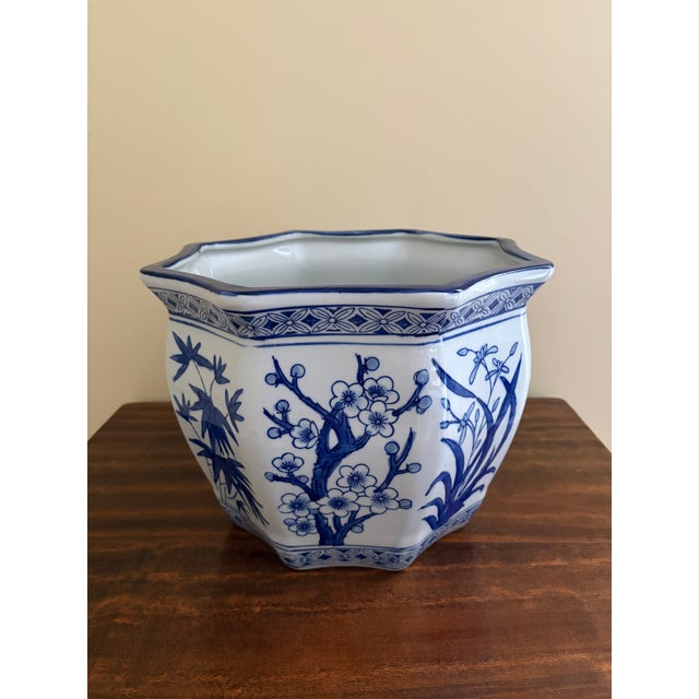 Ceramic Blue & White Chinoiserie Porcelain Planter With Scalloped Form For Sale - Image 7 of 8