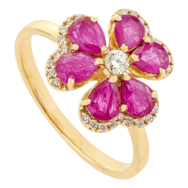 VRJewels Blooming 1.18ct Ruby Diamond Floral Cocktail Ring Size 5 in 14k Yellow Gold For Sale