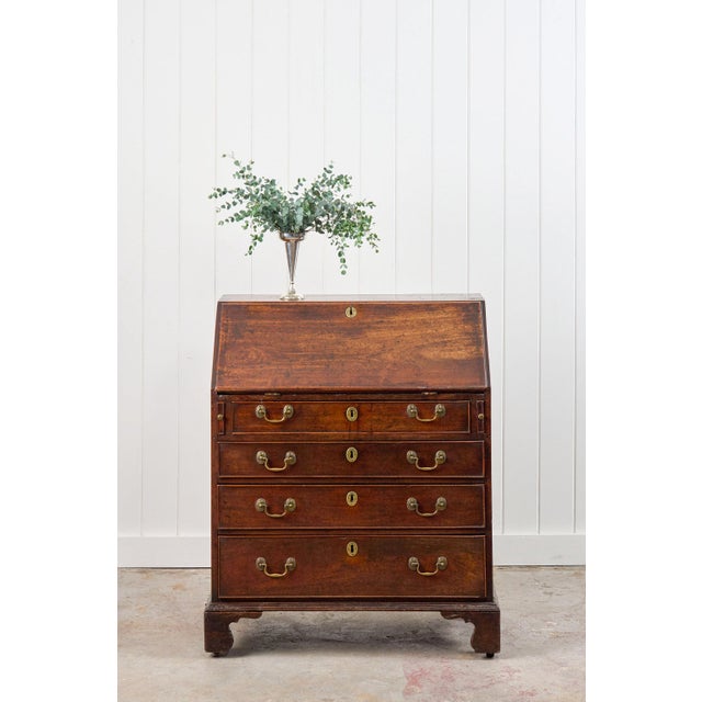 English George III Mahogany Bureau (C. 1780) For Sale - Image 3 of 16