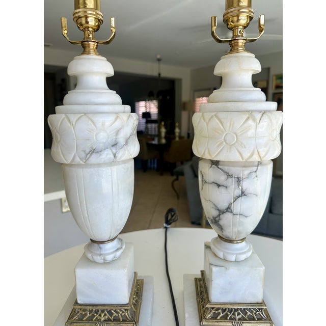 Pair of Italian Neoclassic Alabaster Table Lamps, Hand-Carved, 1950s For Sale In Palm Springs - Image 6 of 18