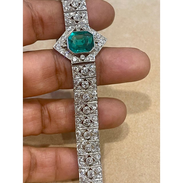 Metal 1930's Agl Certified 3.4 Ct Colombian Emerald & 8 Ct Diamond Platinum Bracelet For Sale - Image 7 of 8