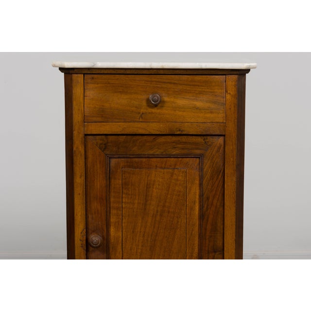 Antique French Louis Philippe Style Walnut Nightstands W/ Carrara Marble - A Pair For Sale In New York - Image 6 of 18