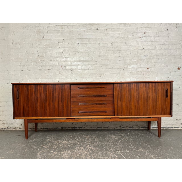 Mid-Century Modern Nils Jonsson 'Cortina' Rosewood Credenza for Troeds Bjärnum, 1960s, Denmark For Sale - Image 3 of 18