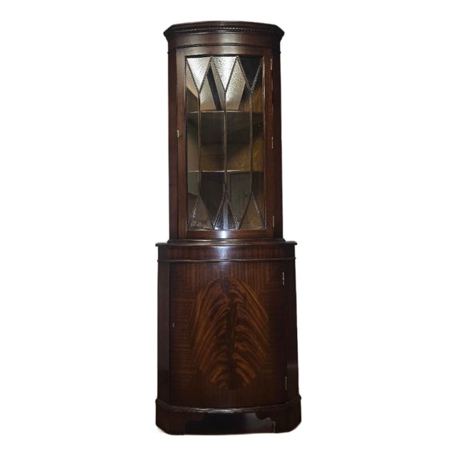 1960s Georgian English Mahogany Inlaid Corner Cabinet For Sale
