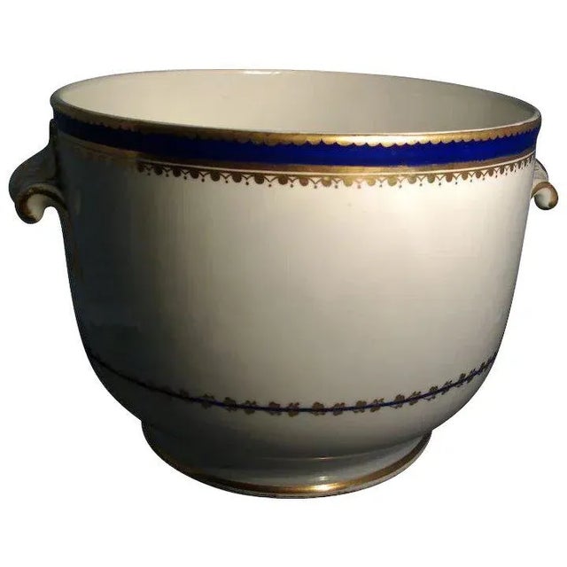 White 18th Century Derby Porcelain Cachepot Planter Urn For Sale - Image 8 of 8