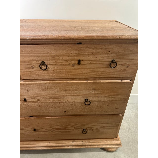 English 19th Century English Natural Pine Chest of Drawers For Sale - Image 3 of 17
