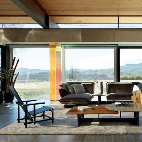 Wood Black Red and Blue Zeilmaker Chair by Gerrit Rietveld for Cassina For Sale - Image 7 of 8