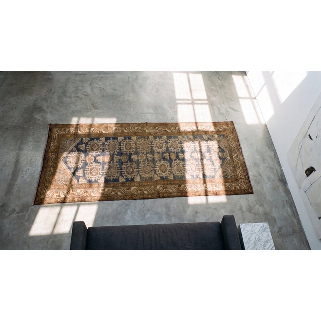 Brown Early 20th Century Persian Malayer Carpet ( 3' x 16'6" - 92 x 503 ) For Sale - Image 8 of 8