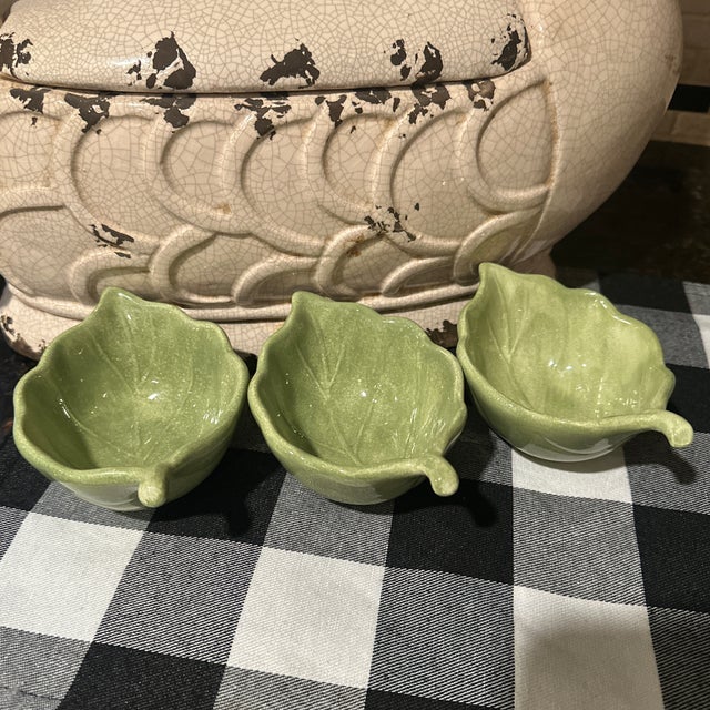 Late 20th Century Ceramic Avocado Green Snack Bowls. ESPANA/life Style. For Sale - Image 5 of 8