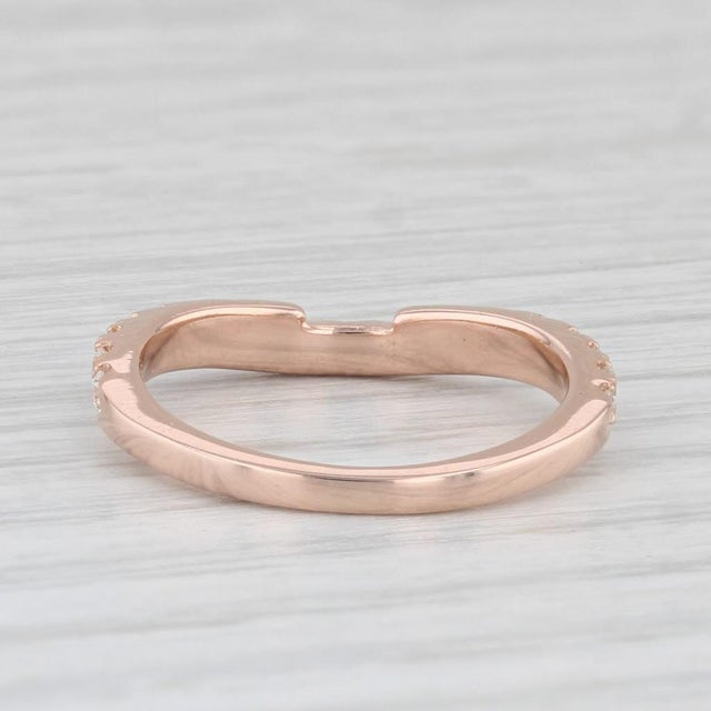 Neil Lane 0.47ctw Diamond Wedding Band Ring Guard Size 5.5 Stackable For Sale - Image 4 of 8