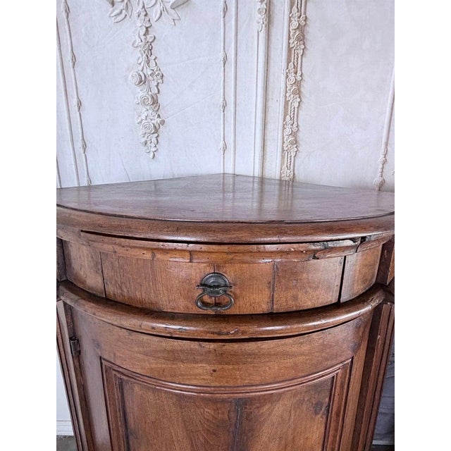 Late 19th Century Pair of 18th Century Italian Walnut Corner Cabinets For Sale - Image 5 of 17