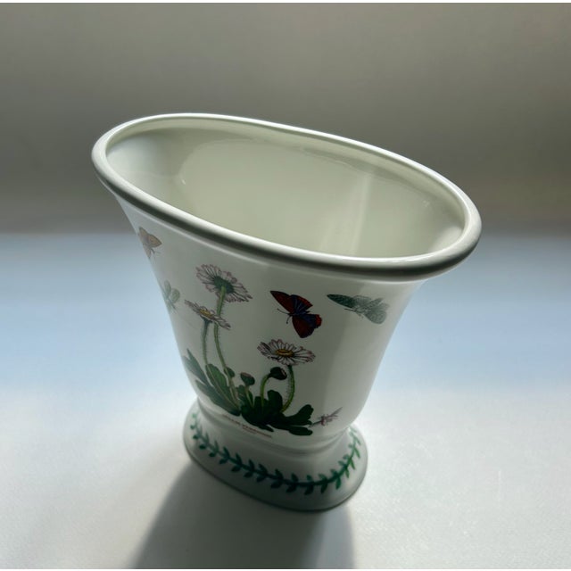 Ceramic Daisy Botanic Garden Oval Ceramic Vase by Portmeirion, 1970’s For Sale - Image 7 of 17