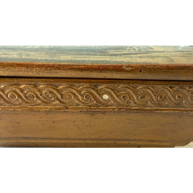 Vintage Italian Borghese Gold Gilt Chalk Ware Trinket Vanity Box For Sale - Image 12 of 12