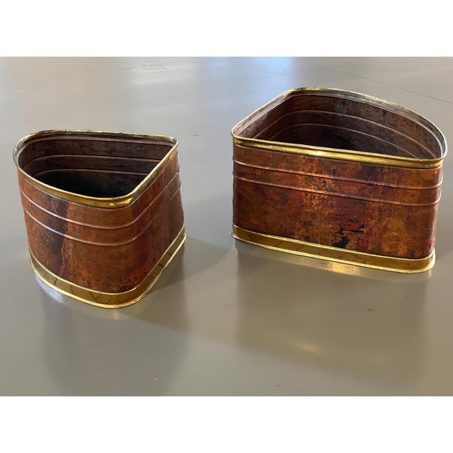 Copper and Brass Quarter Moon Planters by Company Celato Rito, 1970s, Set of 2 For Sale - Image 3 of 18