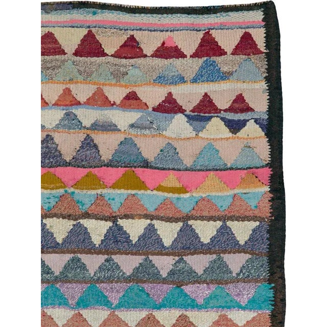 Vintage Persian Flatweave Kilim Rug – Size: 4' 4" X 7' 7" For Sale - Image 4 of 5