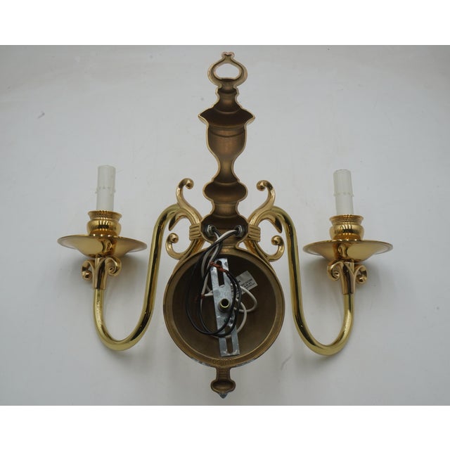 1980s Pair Colonial Williamsburg Style Brass Lighted Wall Sconces For Sale - Image 9 of 10