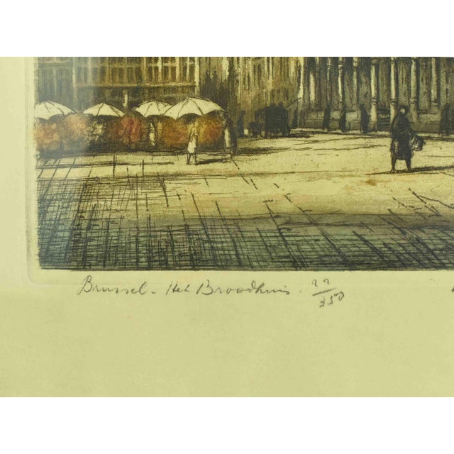 Gold Early 20th Century Original Signed René Van De Sande Etching "Maison Du Roi" Grand Place Brussels Belgium Etching Print For Sale - Image 8 of 11