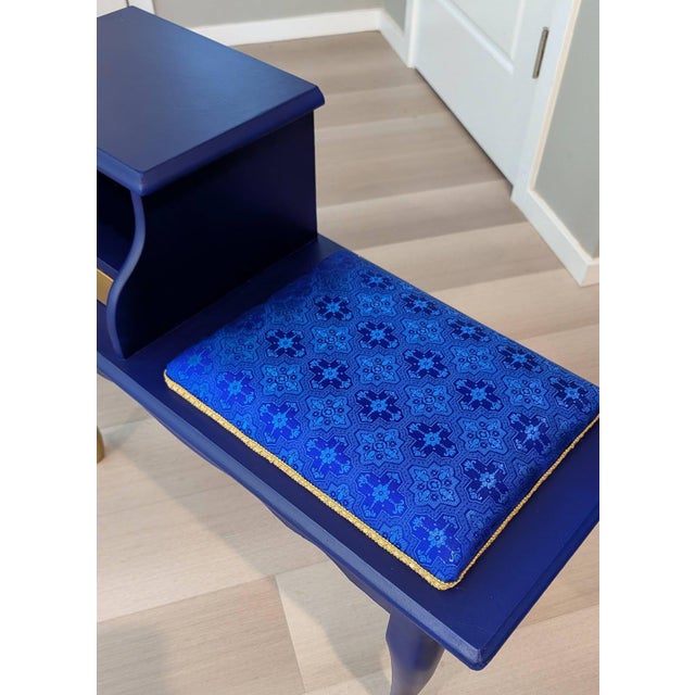 *Custom* Vintage Blue Gossip Bench / Accent Table For Sale - Image 9 of 10