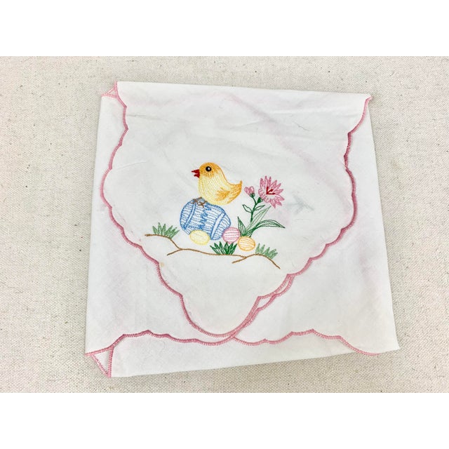 Vintage Embroidered Chicken Bread Basket Linen For Sale - Image 9 of 9