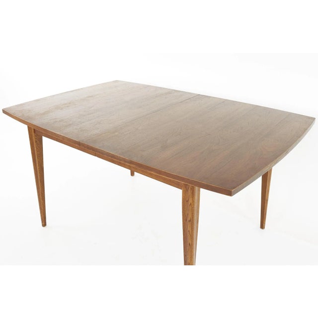Broyhill Brasilia Mid Century Walnut Dining Table With 1 Leaf For Sale - Image 10 of 13