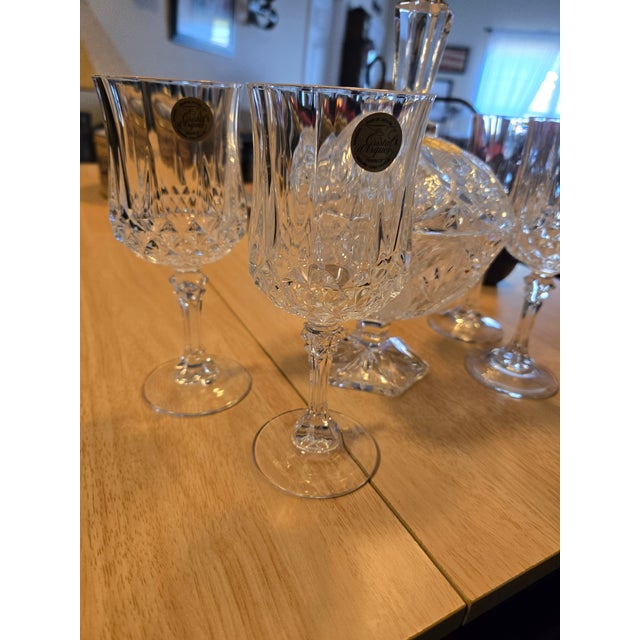 Mid-Century Modern 1960s Long Stem 24% Lead Crystal Champagne Glasses With Candy Dish - Set of 5 For Sale - Image 3 of 7