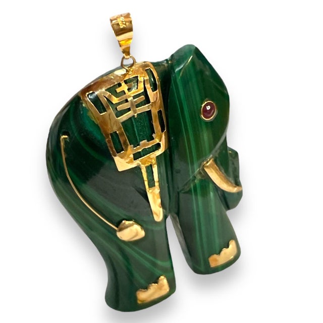 1960s 1960s 14k Gold Malachite Elephant Pendant With Ruby Eye For Sale - Image 5 of 6
