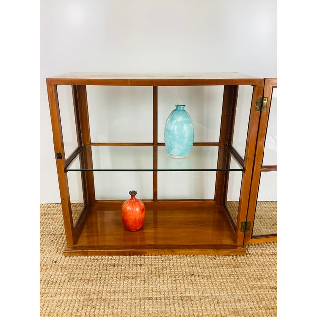 Vintage 1940s Wood & Glass Table Top Display Case Cabinet / Shelf For Sale - Image 13 of 14