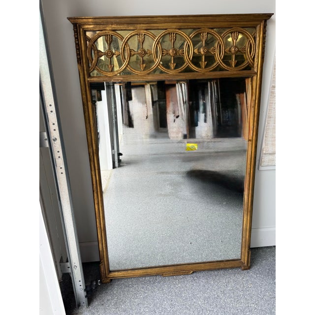 Vintage Neoclassical Giltwood Mirror With Antiqued Mirror Frieze For Sale In Chicago - Image 6 of 6