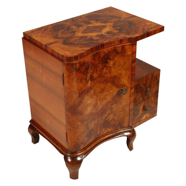 Art Deco Walnut and Burl Walnut Nightstands from Mobili Cantù, 1920s , Set of 2 For Sale - Image 3 of 10