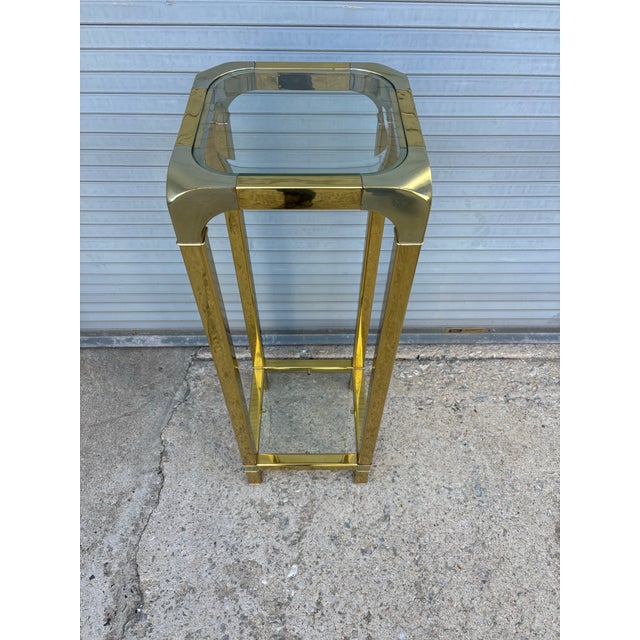 Mastercraft Square two tone brass and glass pedestal in very nice original condition with beveled glass top. Two tone...