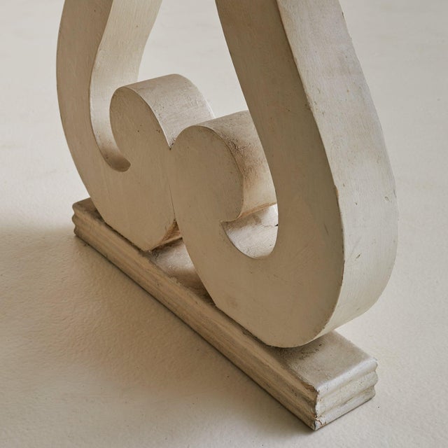 French Wood Base Églomisé Coffee Table with Unicorn Motif, 1940s For Sale - Image 9 of 10