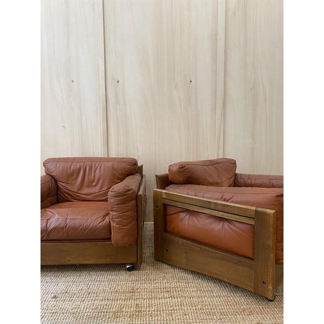 Mid-Century Modern Italian Leather Club Chairs, 1960s, Set of 2 For Sale - Image 3 of 12