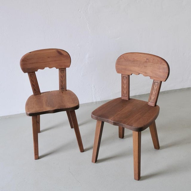 Rustic Carved and Stained Pine Chairs, Sweden, 1940s, Set of 2 For Sale - Image 6 of 7
