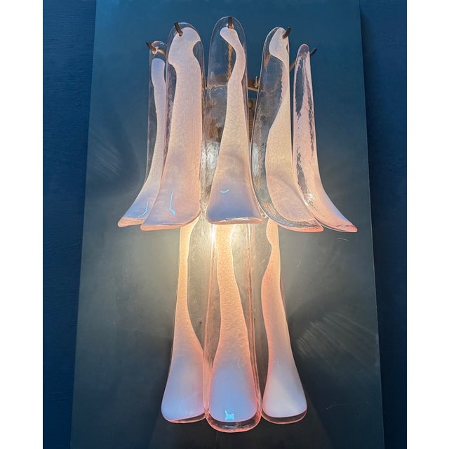 1970s Large Feather Sconces in Murano Glass, 1970s, Set of 2 For Sale - Image 5 of 13
