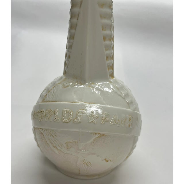 1930s 1939 New York World's Fair Milk Glass Bottle For Sale - Image 5 of 8