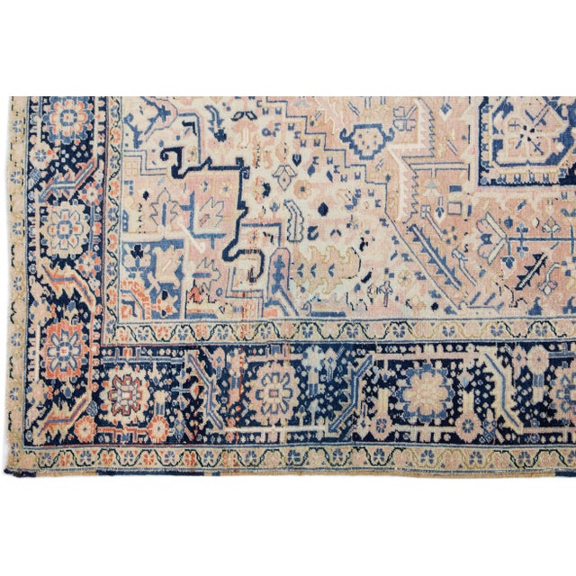 1920s Peach Antique Persian Heriz Handmade Medallion Wool Rug For Sale - Image 4 of 7