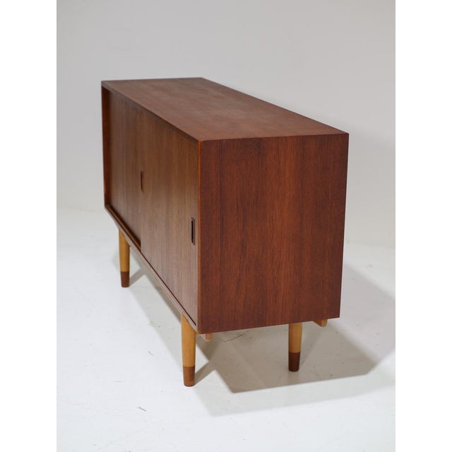Model 160 Sideboard in Teak by Børge Mogensen for Søborg Møbelfabrik, 1950s For Sale - Image 11 of 16