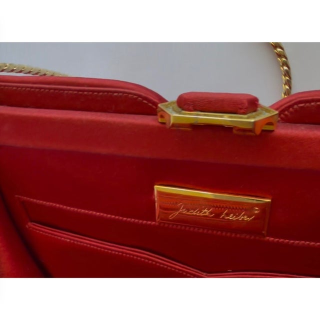 90s Judith Leiber Red Satin Evening handBag Crystal Shoulder Day Vintage Clutch For Sale - Image 11 of 17