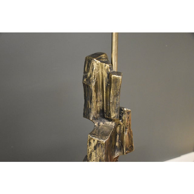 Metal 1970s Brutalist Bronze Table Lamp by Richard Barr for Laurel For Sale - Image 7 of 8