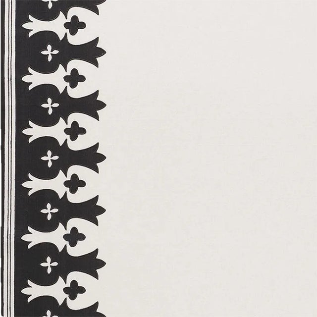 Sample - Schumacher Bergama Fabric in Carbon & Ivory For Sale