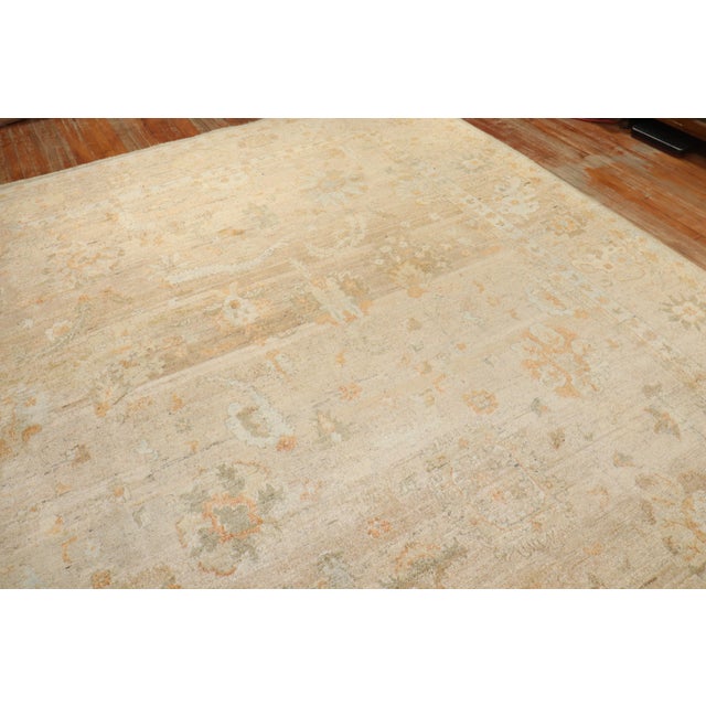 Late 20th Century Angora Oushak Large Rug - 11'10" x 15'3" For Sale - Image 4 of 18