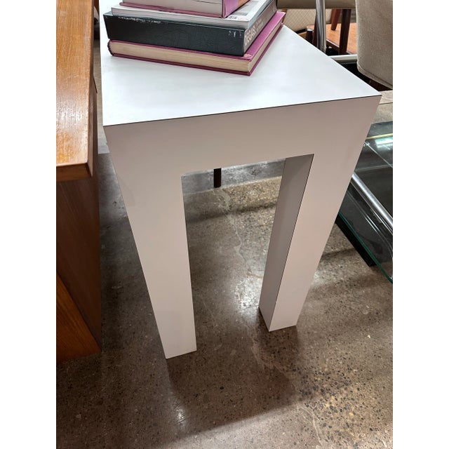 Mid-Century Modern Modernist Style White Laminate Parsons Console Table For Sale - Image 3 of 4