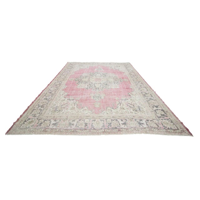 Vintage handknotted rug from Oushak region of Turkey. Approximately 50-60 years old. In very good condition