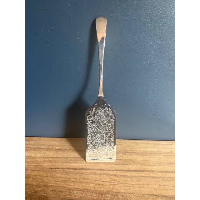 Late 20th Century Engraved Scrollwork Cake Server, Continental Style For Sale - Image 4 of 5
