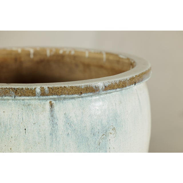 Large Mid-20th Century Chinese Crackle-Glazed Ceramic Planter in Soft White For Sale - Image 9 of 18